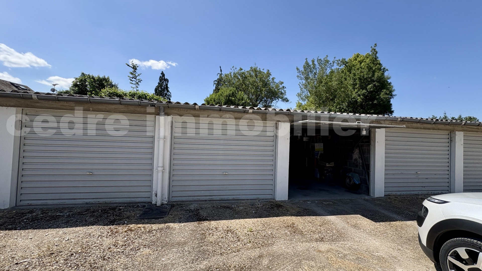 Parking  SAINT-JEAN-LE-BLANC