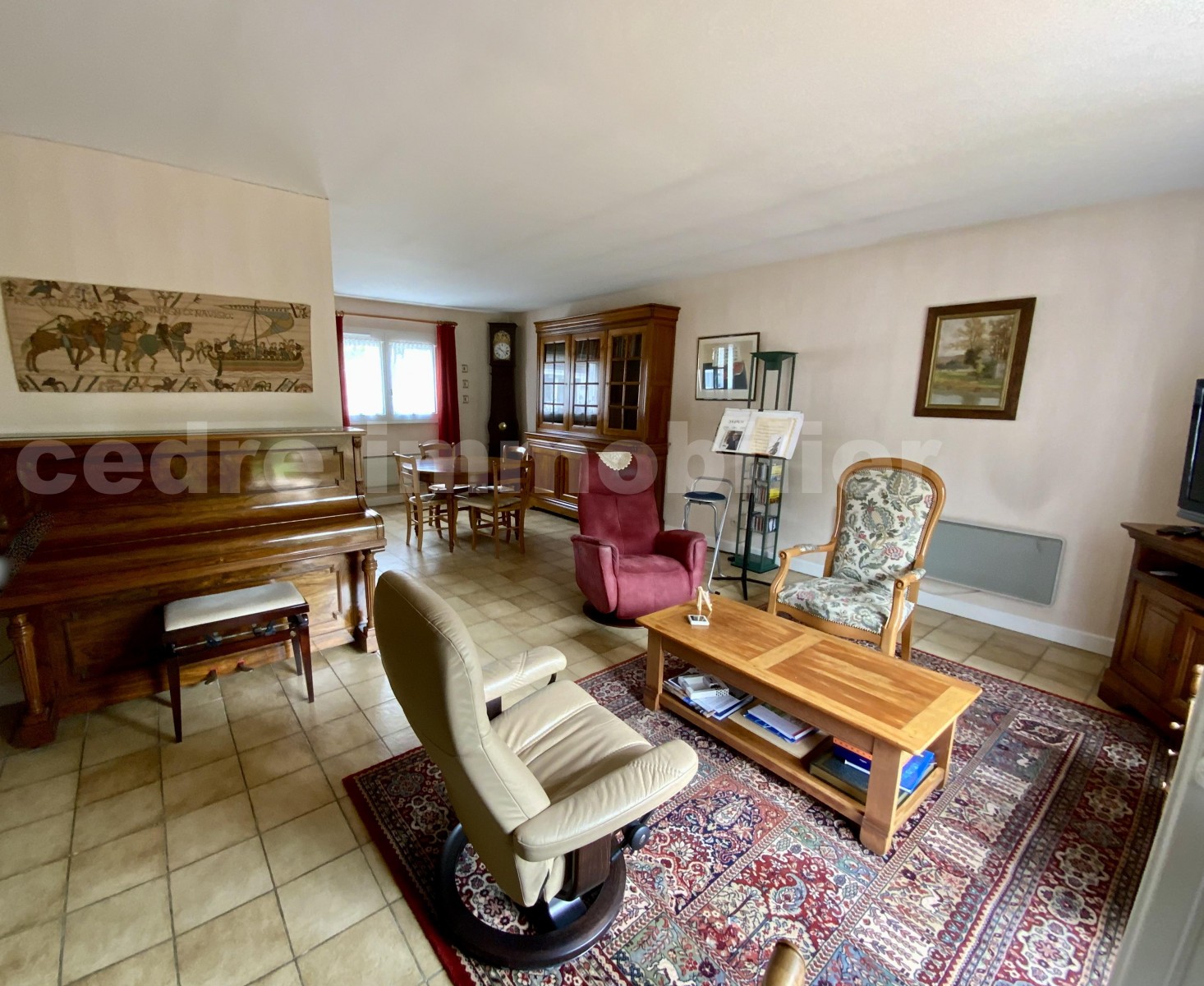 Maison 5 Pièce(s) SAINT-PRYVE-SAINT-MESMIN