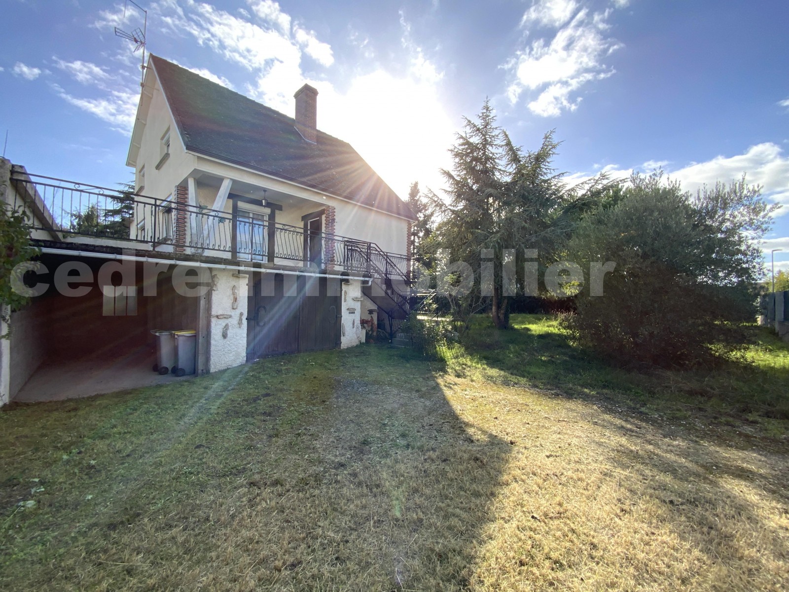 Maison 5 Pièce(s) SAINT-PRYVE-SAINT-MESMIN