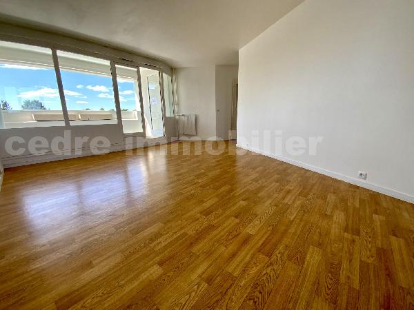 Appartement 4 Pièce(s) OLIVET
